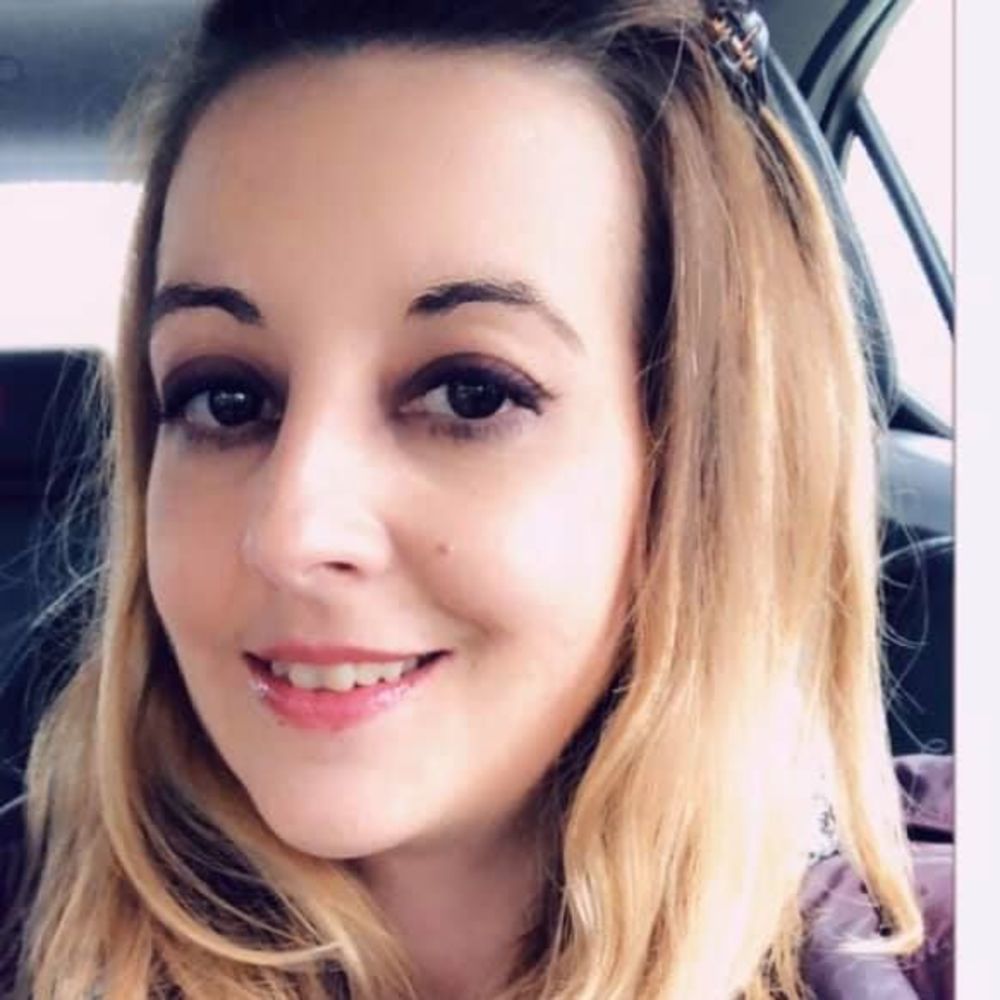 Meet your Posher, Felicia